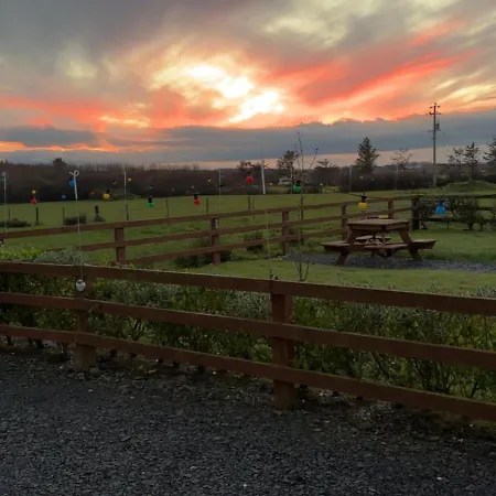 Chalet Emlagh, Self Catering Glamping Pods