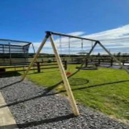 Emlagh, Self Catering Glamping Pods