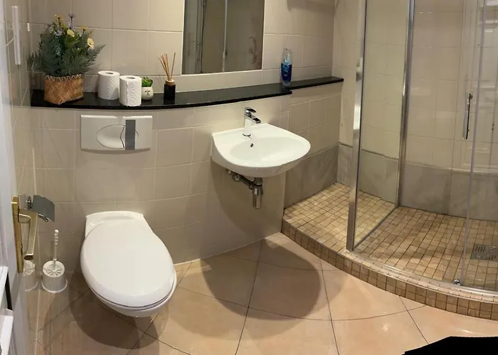 Chalet Emlagh, Self Catering Glamping Pods